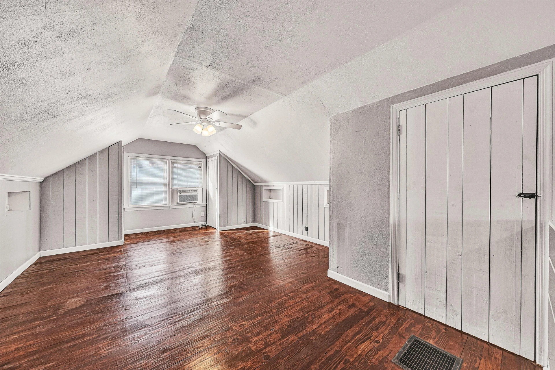 2780 Derwent DR - Photo 21