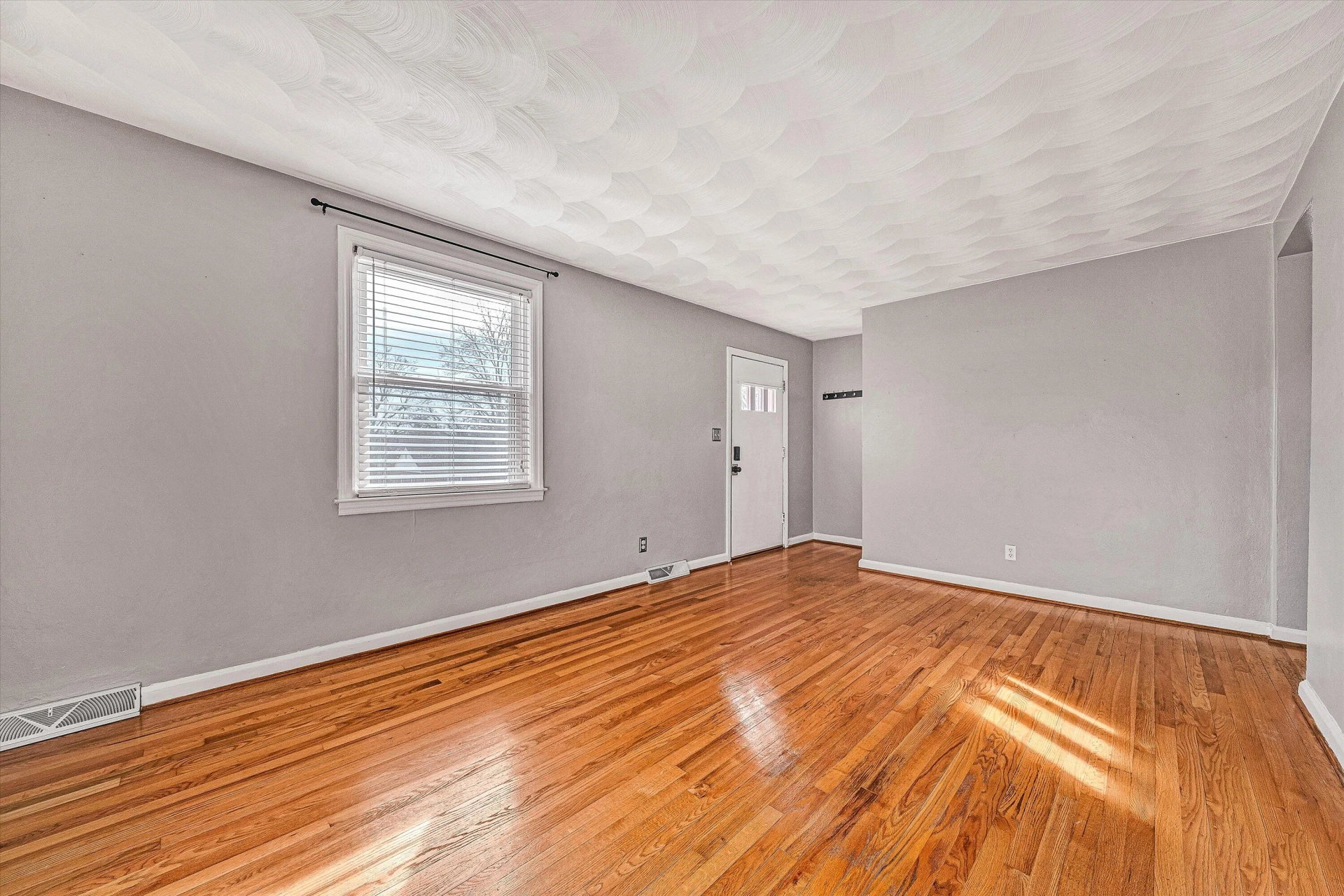 2780 Derwent DR - Photo 7