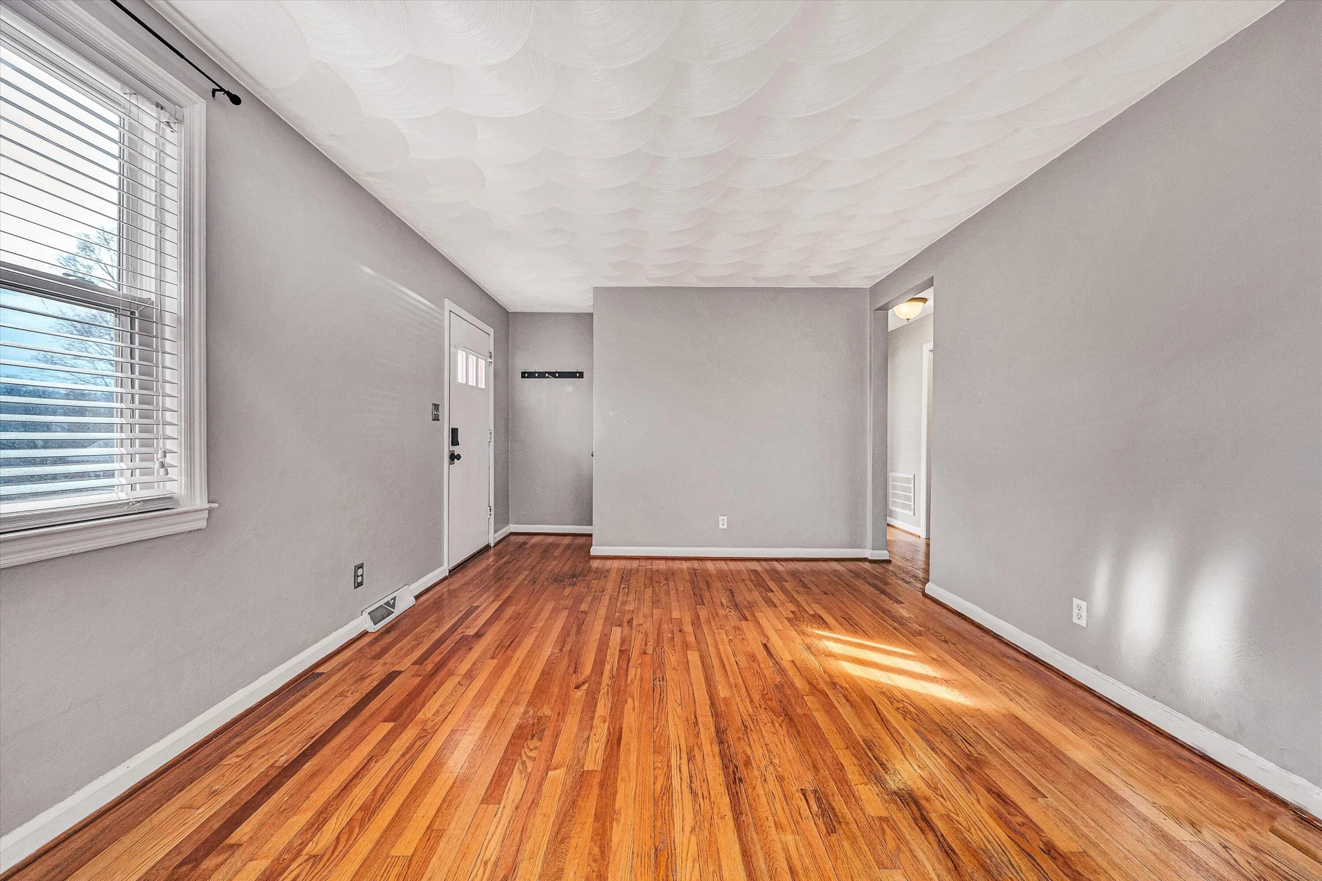 2780 Derwent DR - Photo 8