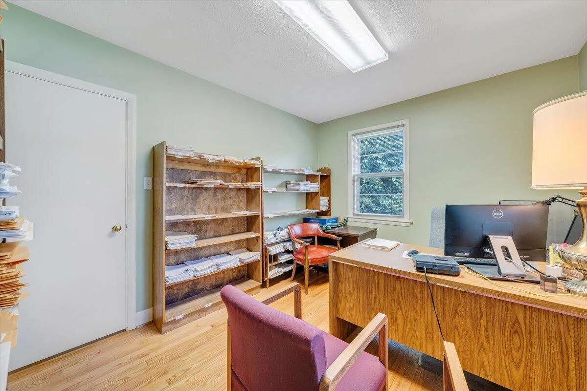 155 Laxton RD - Photo 25