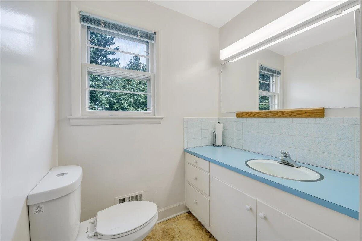 155 Laxton RD - Photo 26