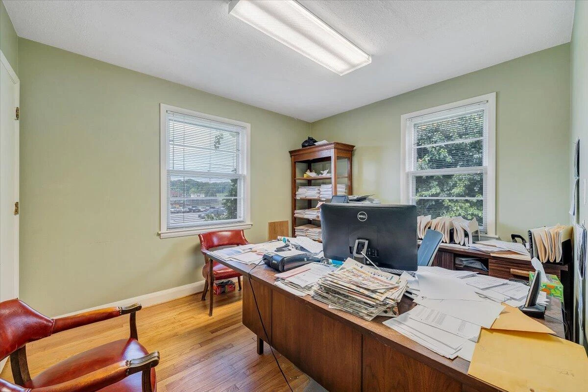 155 Laxton RD - Photo 28