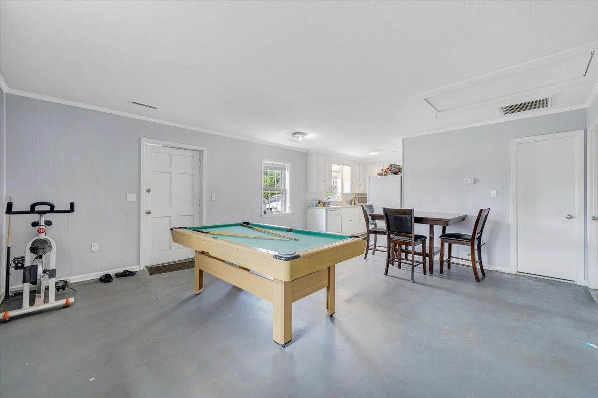 155 Laxton RD - Photo 35