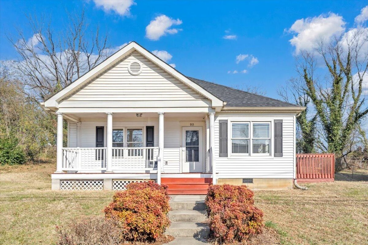 915 Loudon AVE