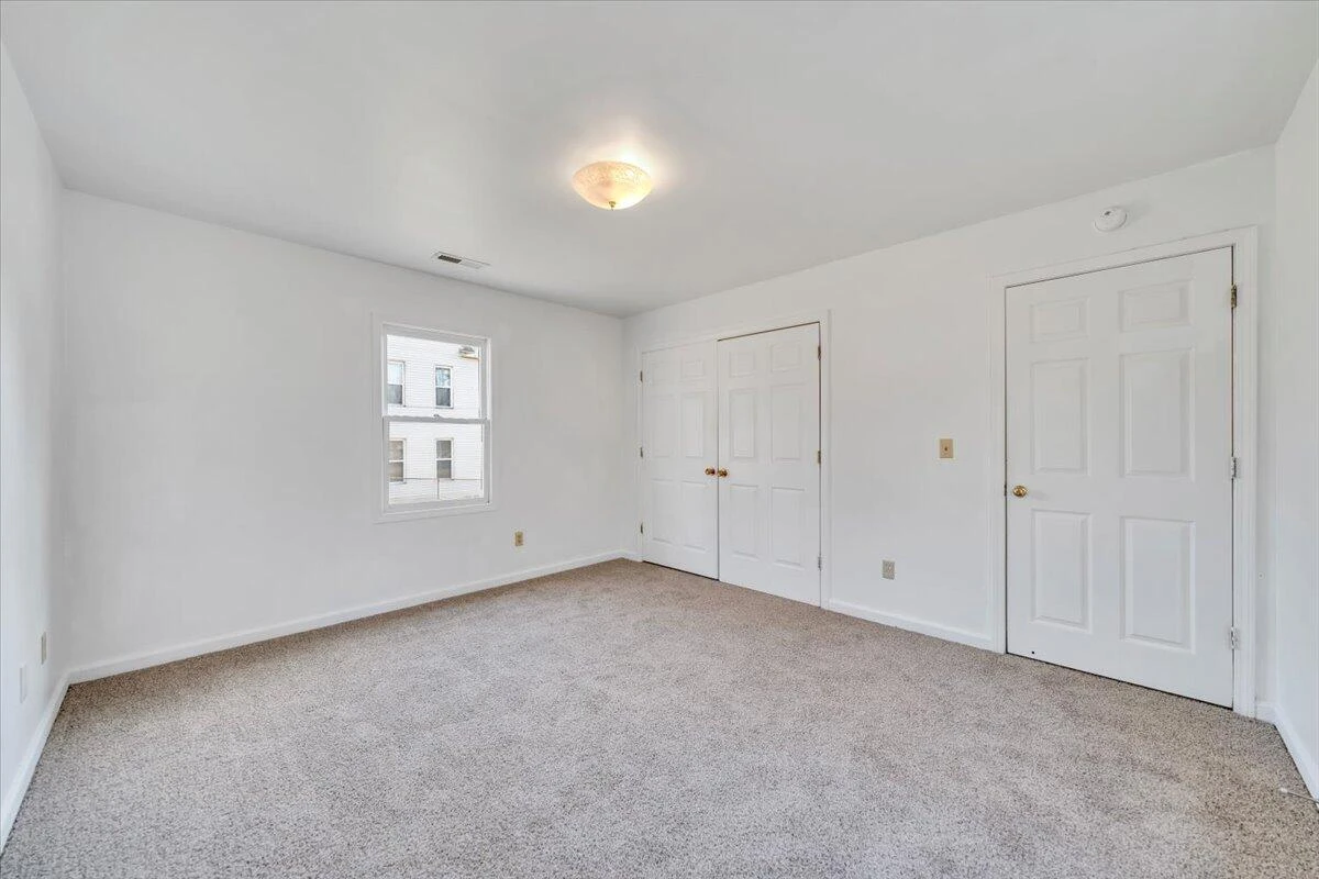 915 Loudon AVE - Photo 24
