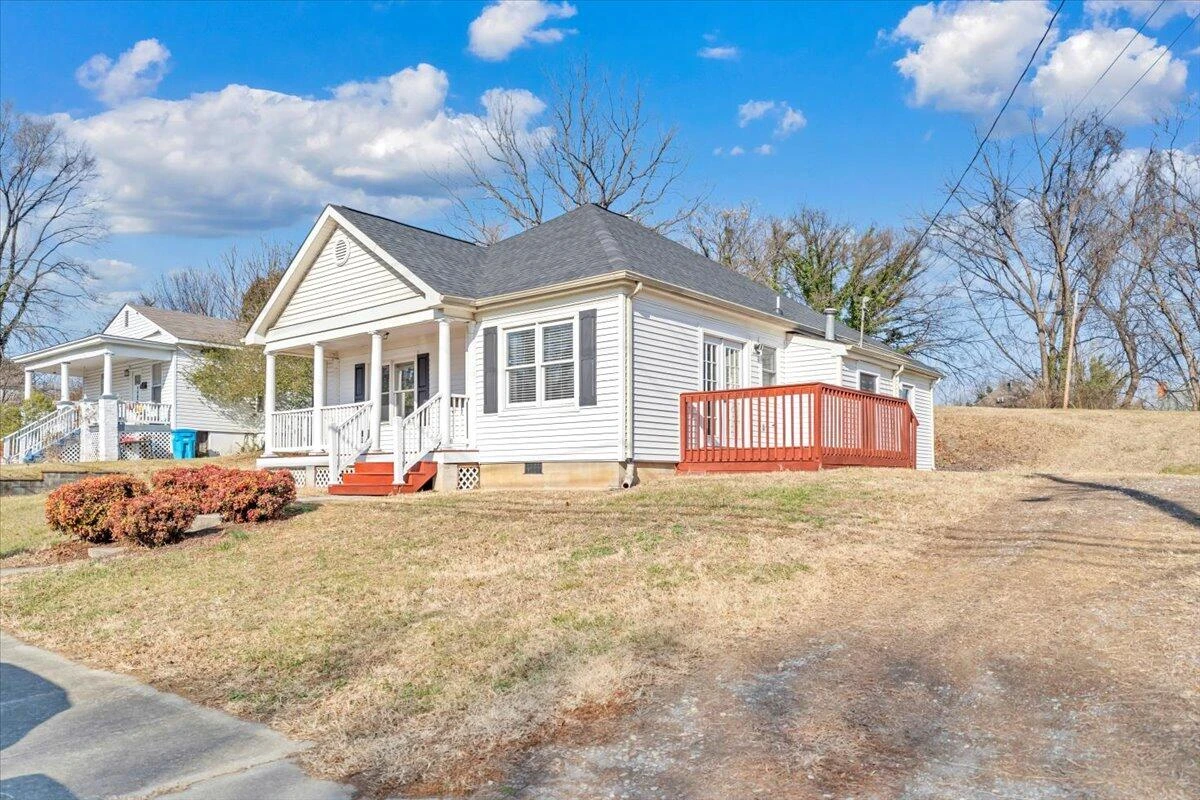 915 Loudon AVE - Photo 38