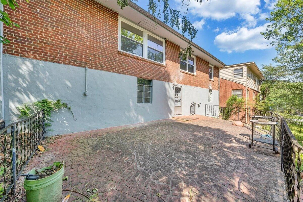 547 Dillard RD - Photo 24