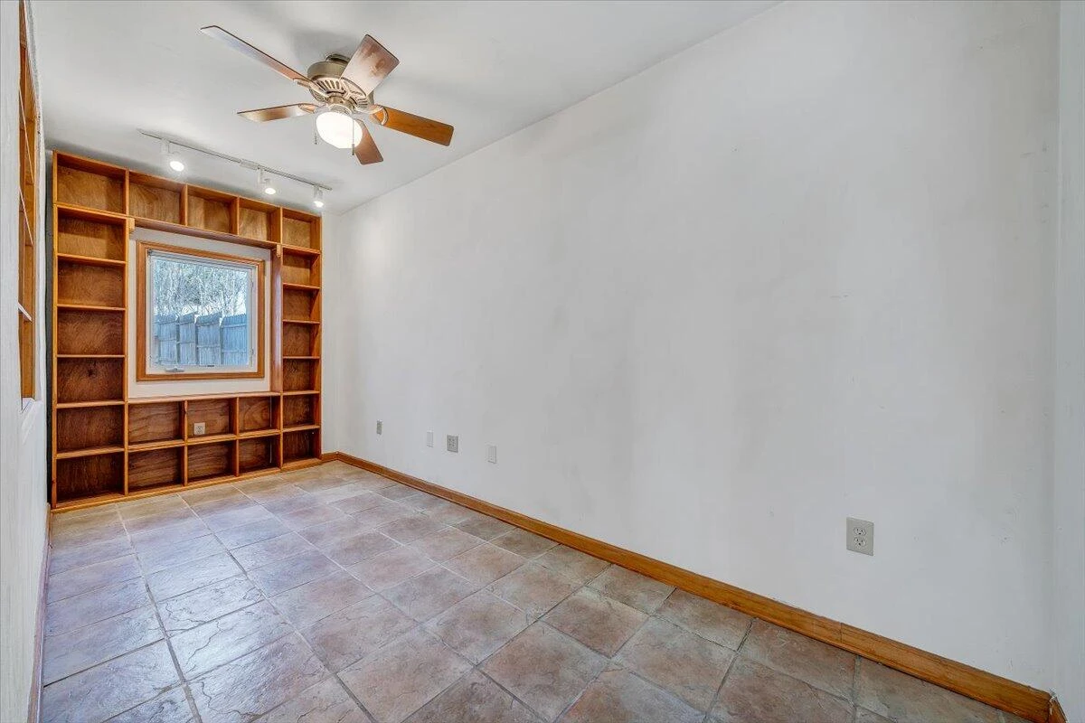 1601 Bluemont AVE - Photo 19