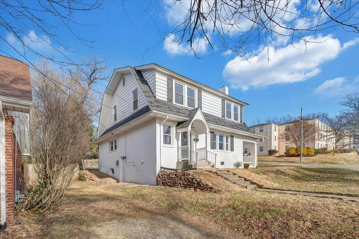 1601 Bluemont AVE - Photo 45