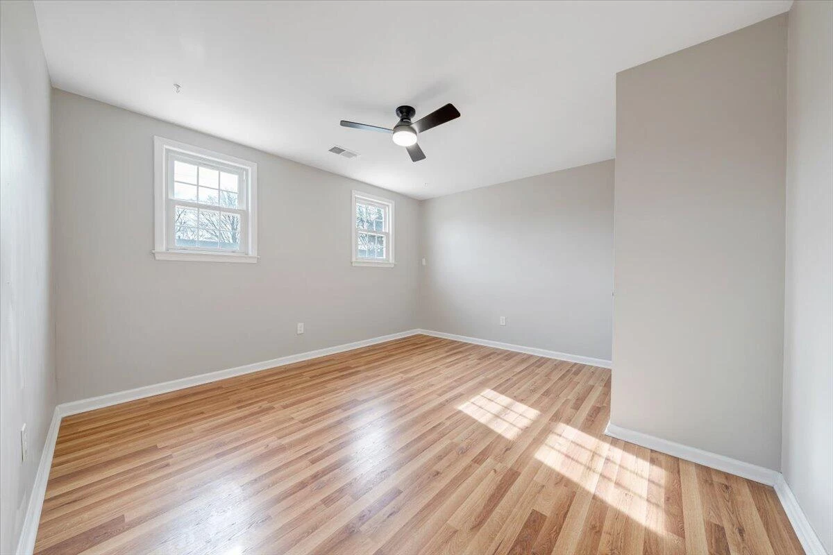 2903 Creekwood DR - Photo 25
