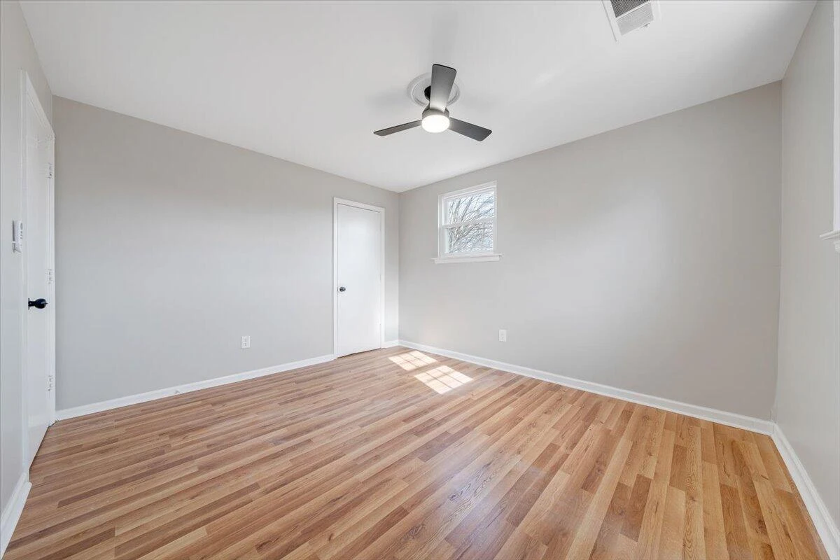 2903 Creekwood DR - Photo 28