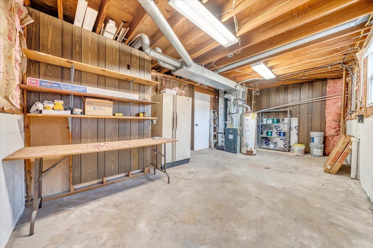 2903 Creekwood DR - Photo 31