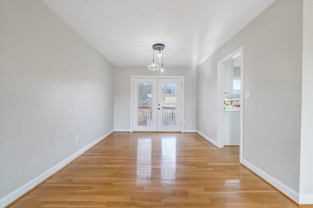 2903 Creekwood DR - Photo 9