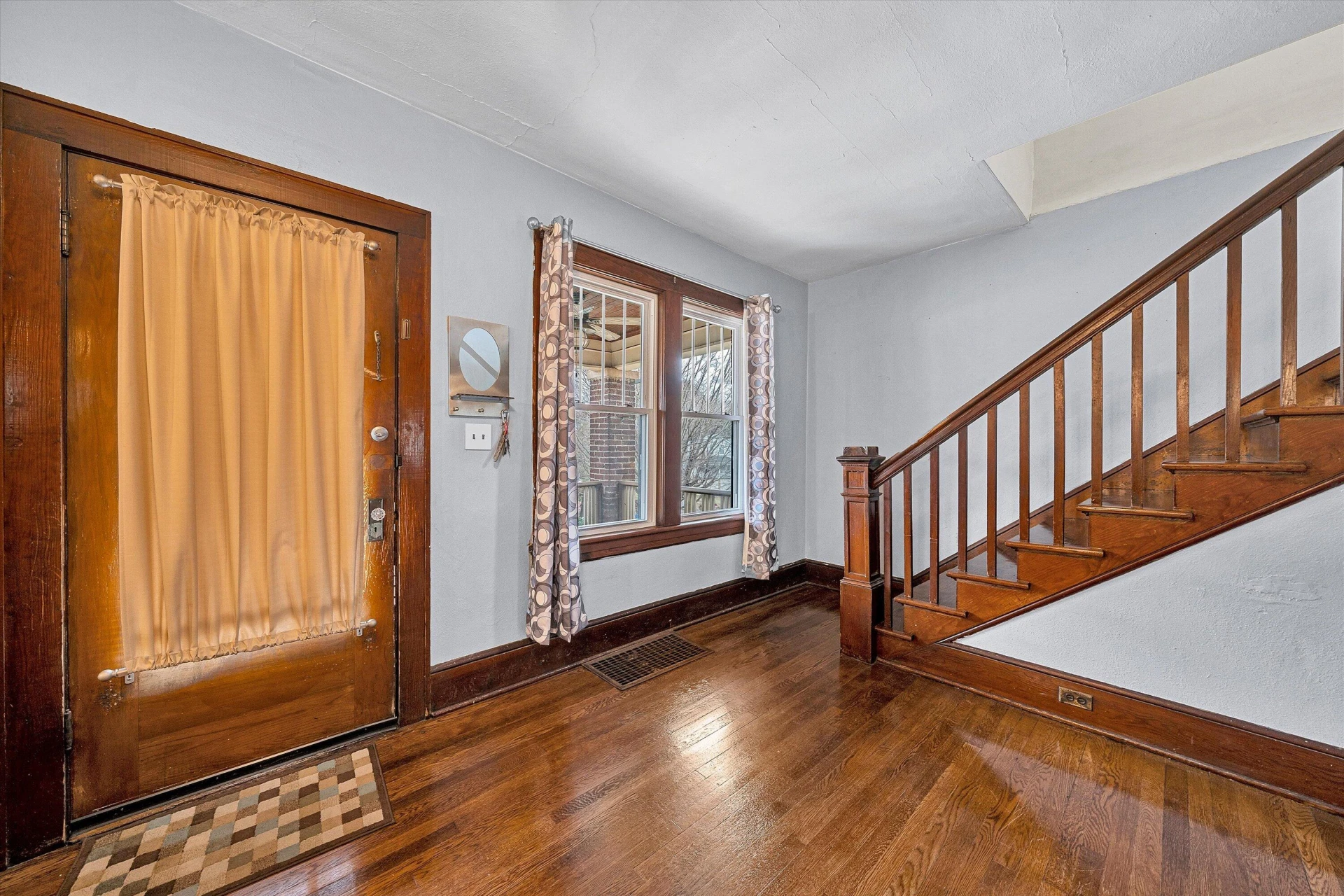 1818 Kenwood BLVD - Photo 11