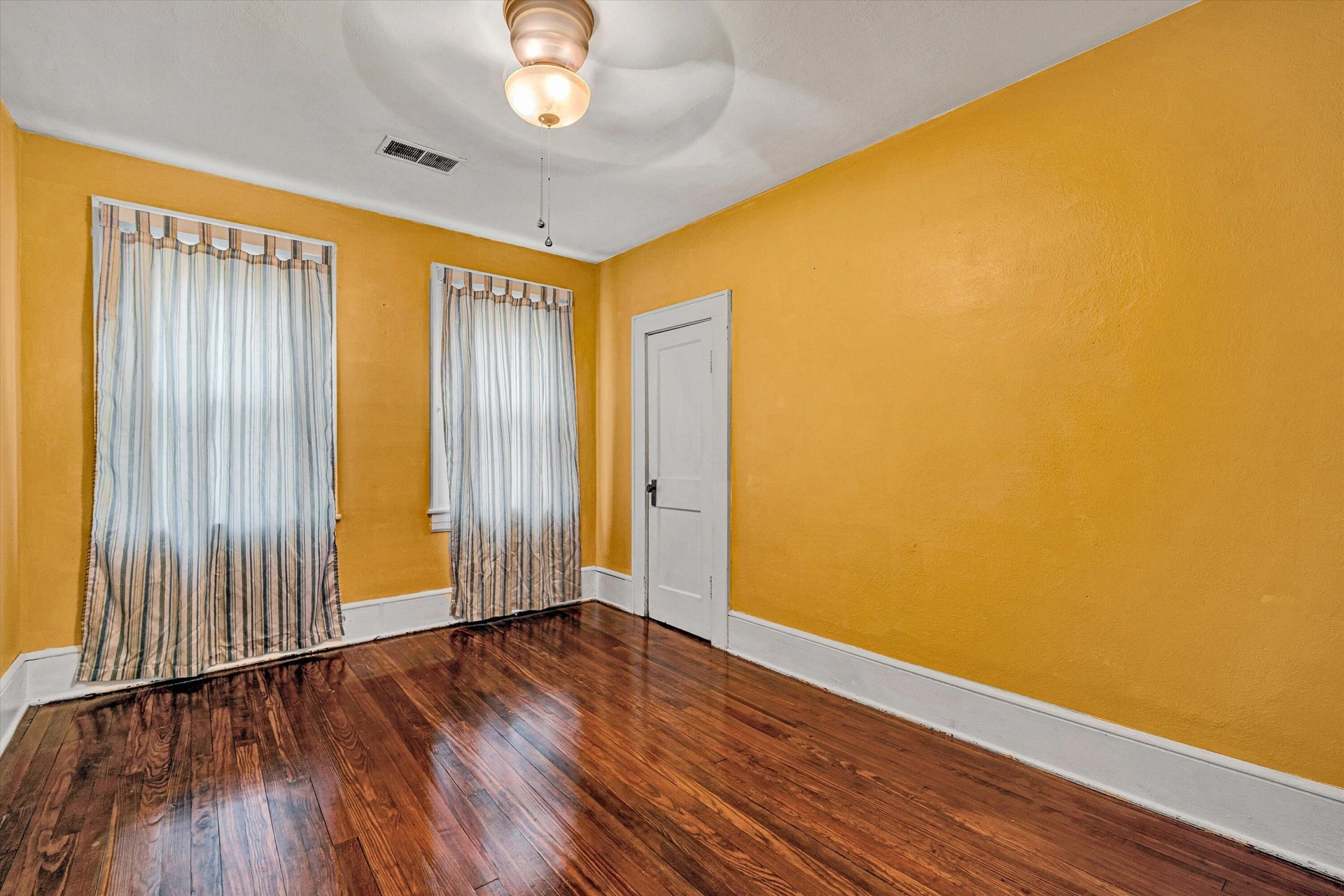 1818 Kenwood BLVD - Photo 22