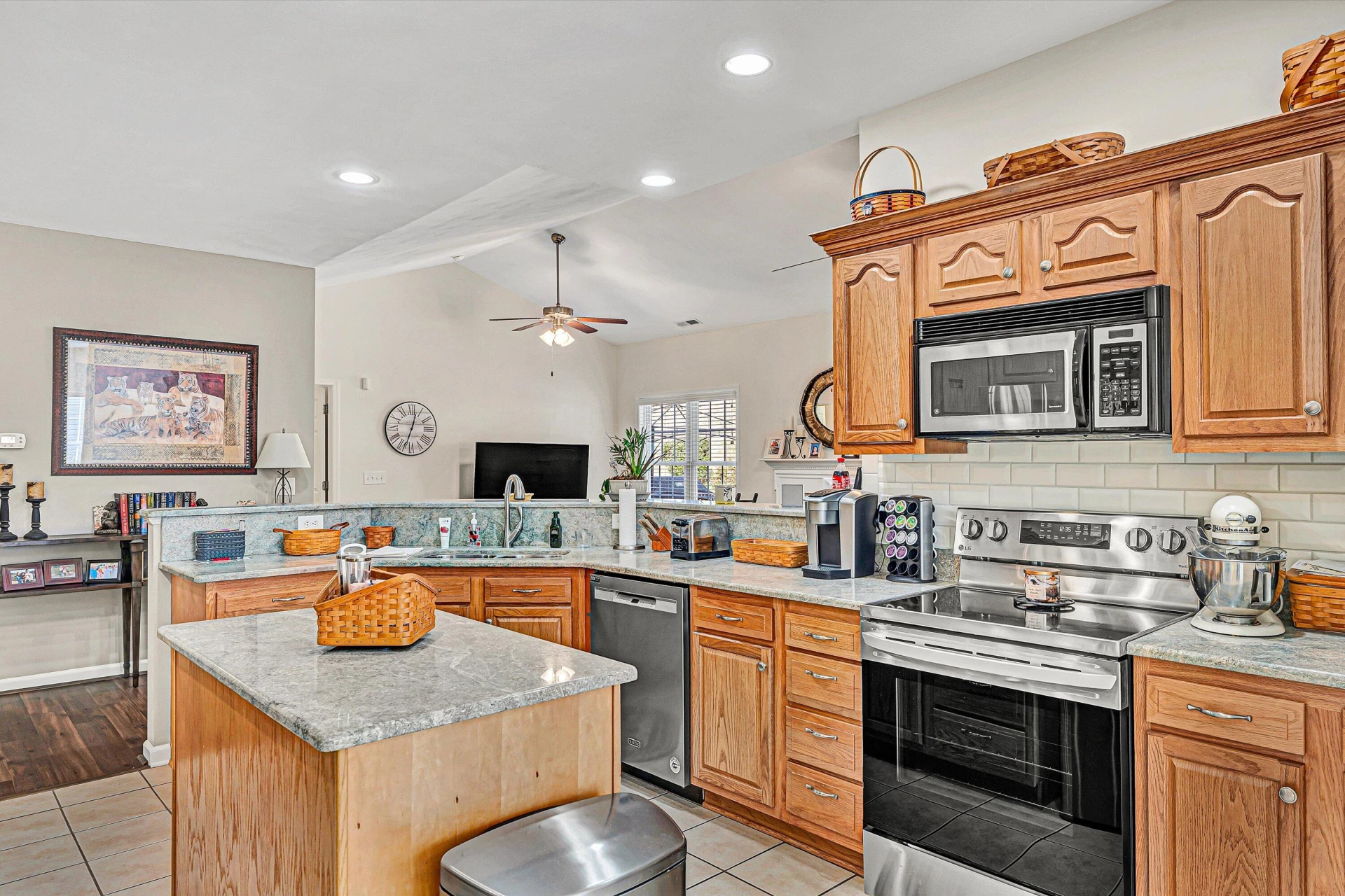 3507 Pinnacle Ridge RD - Photo 11