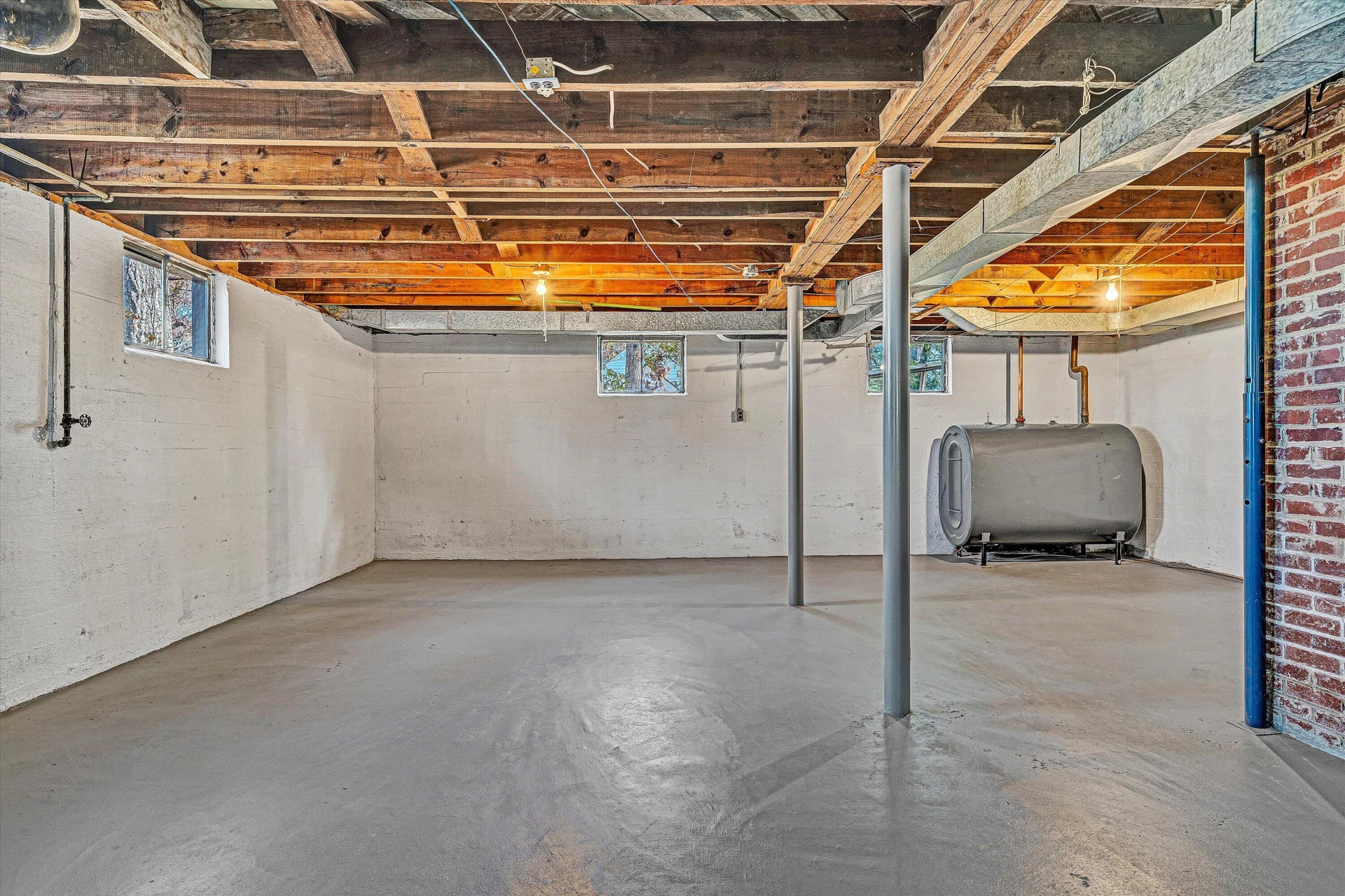2715 Creston AVE - Photo 21