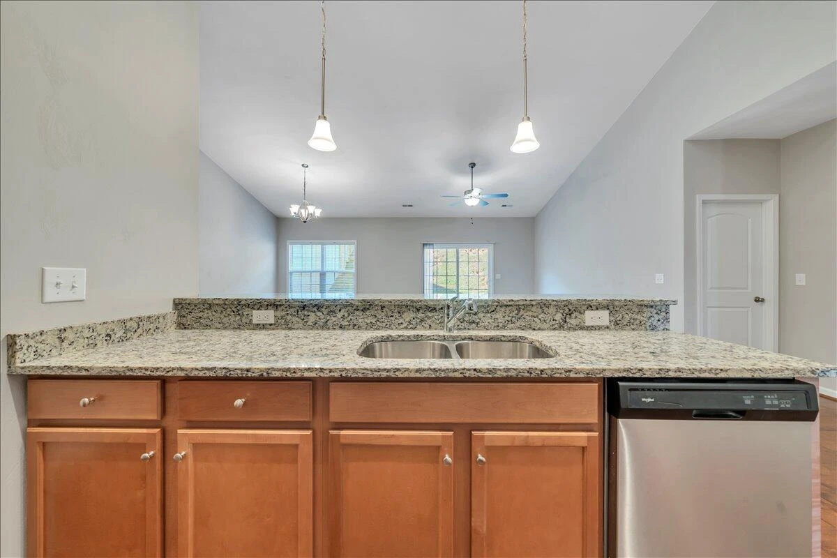 14 Carrington CT - Photo 8