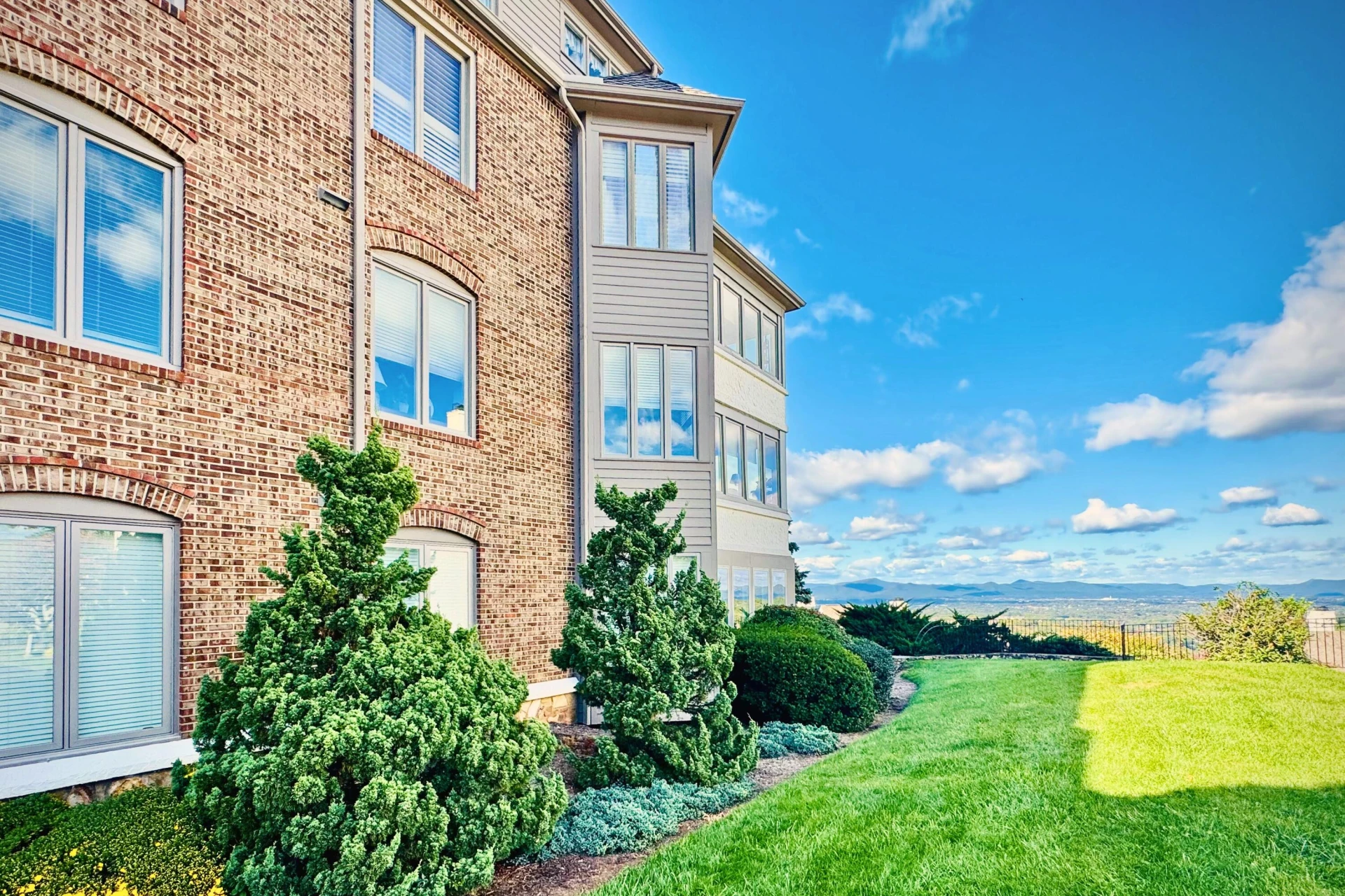 5014 Hunting Hills SQ - Photo 4