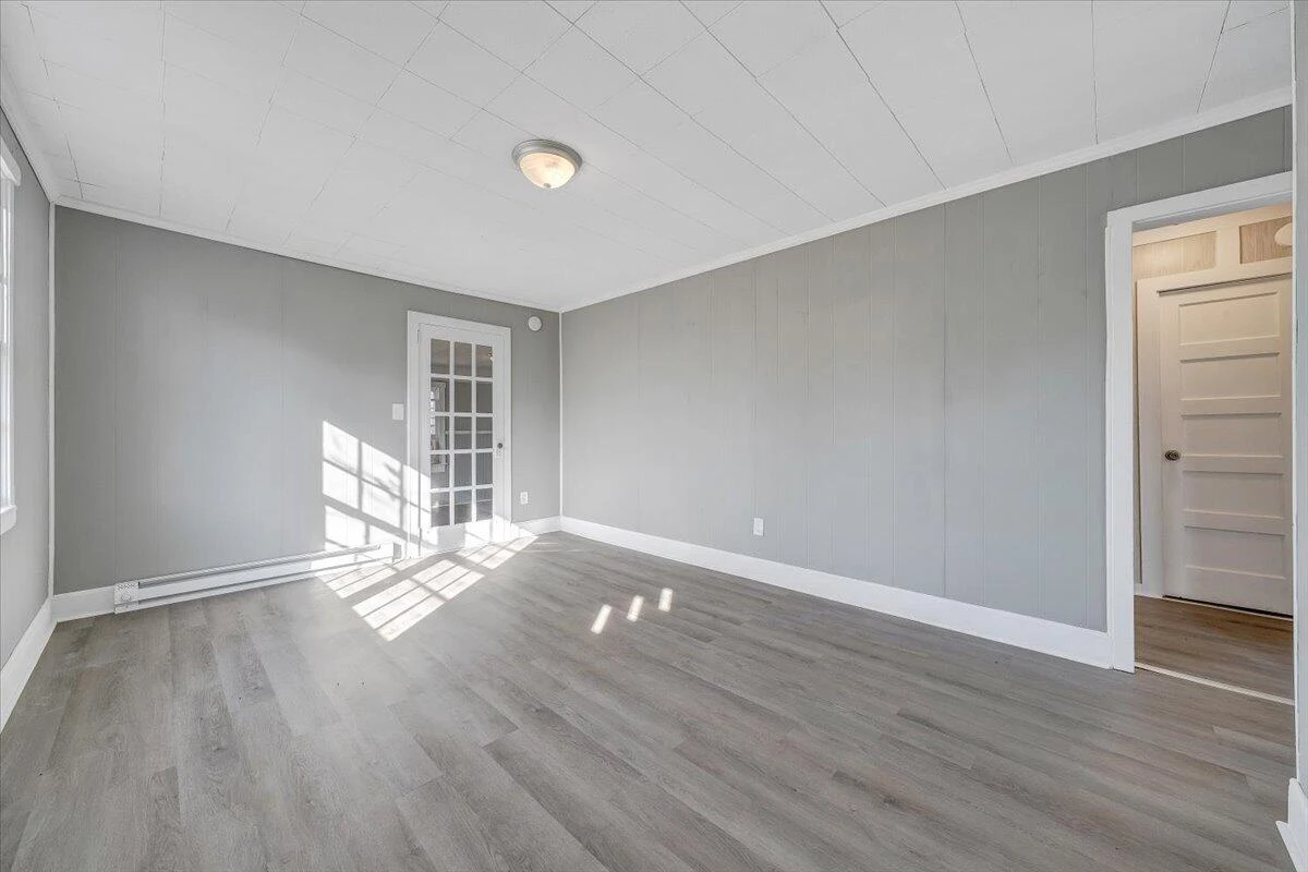 935 Myrtle RD - Photo 2