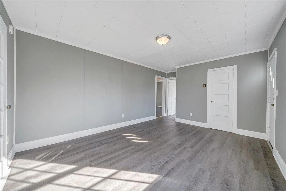 935 Myrtle RD - Photo 5