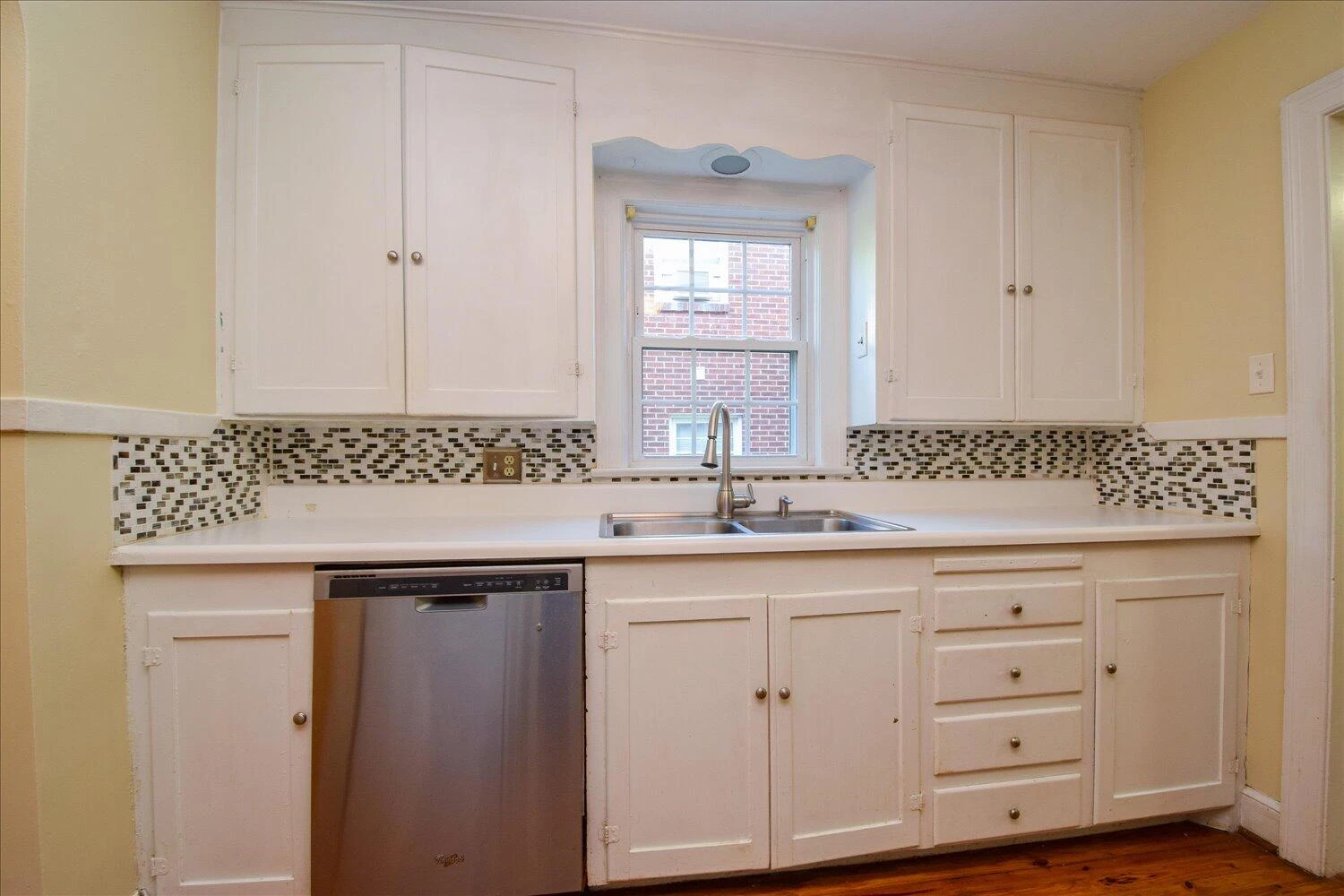 2414 Fairway DR - Photo 10