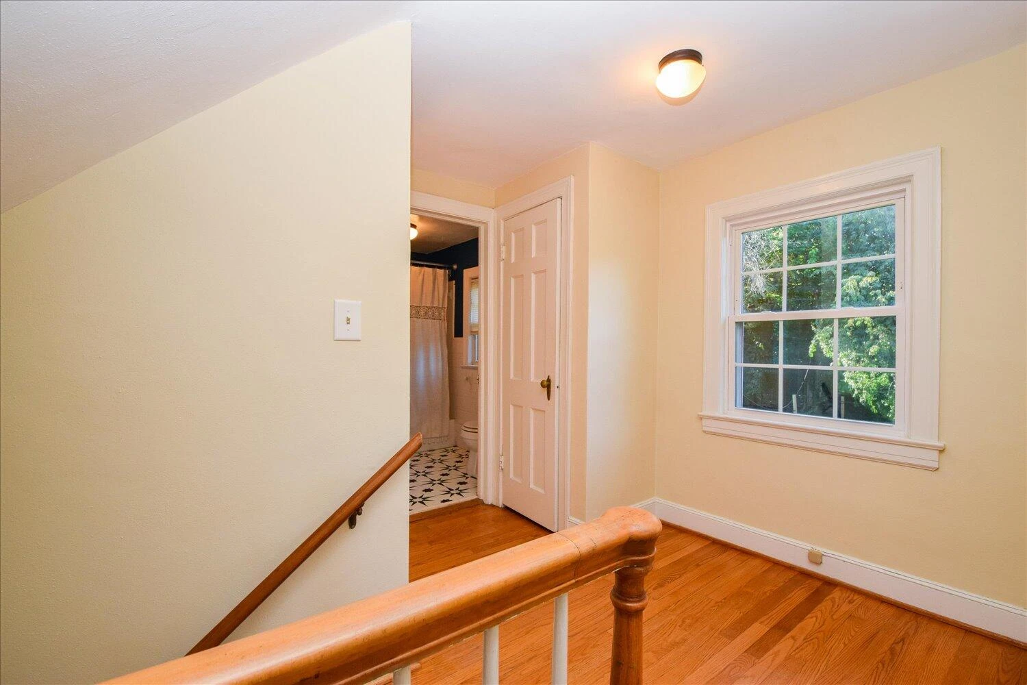 2414 Fairway DR - Photo 15