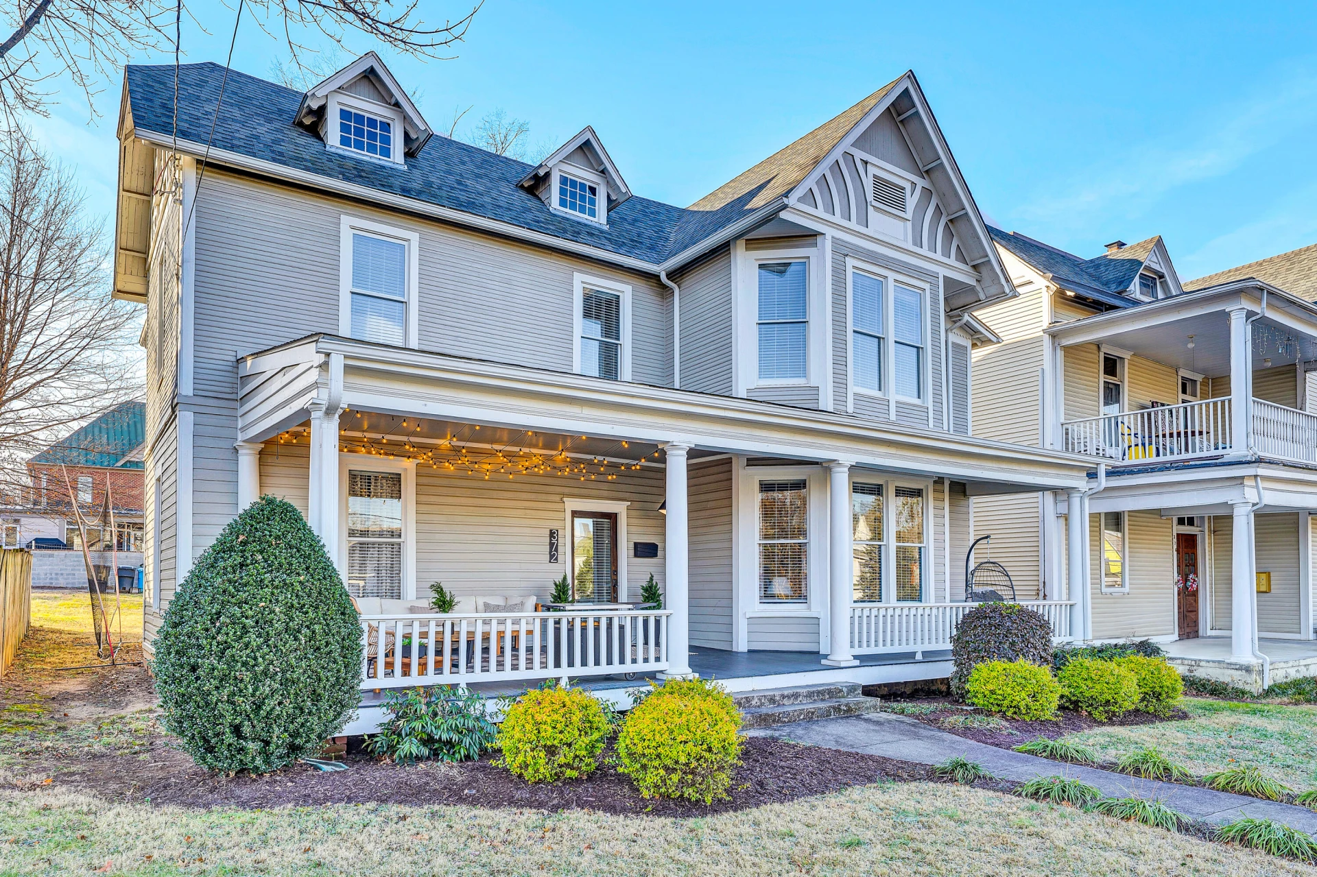 372 Albemarle AVE - Photo 3