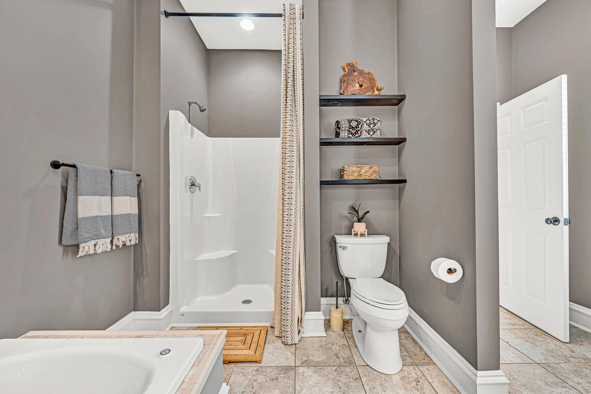 372 Albemarle AVE - Photo 33