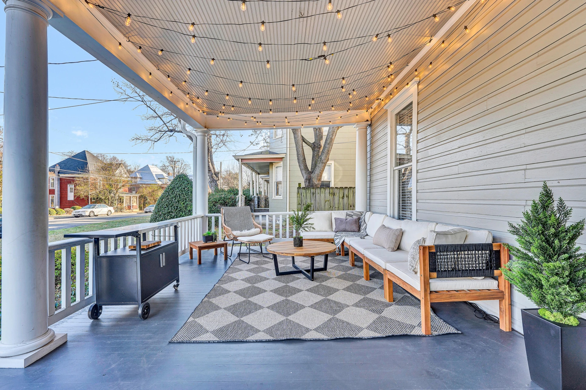 372 Albemarle AVE - Photo 5