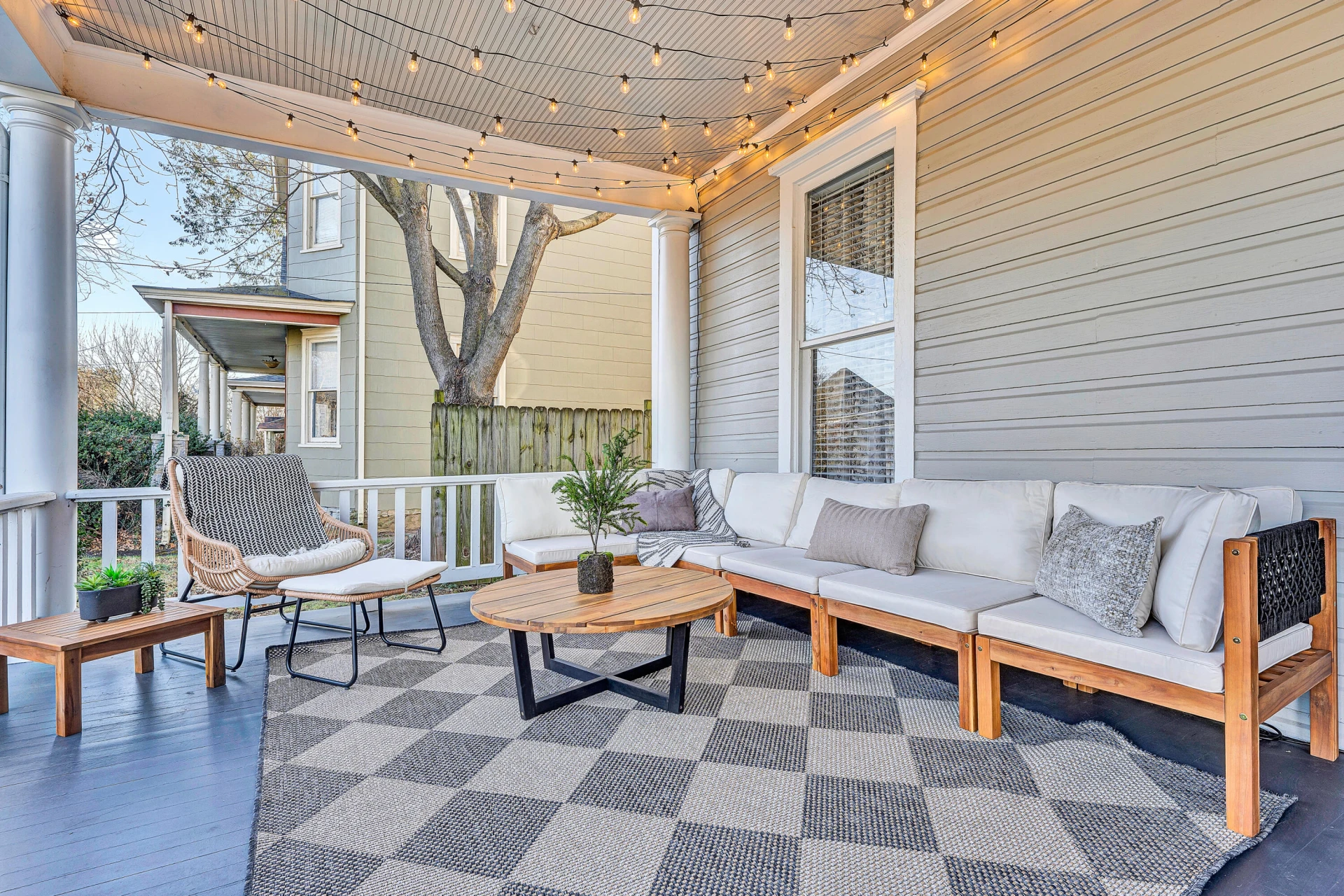 372 Albemarle AVE - Photo 6