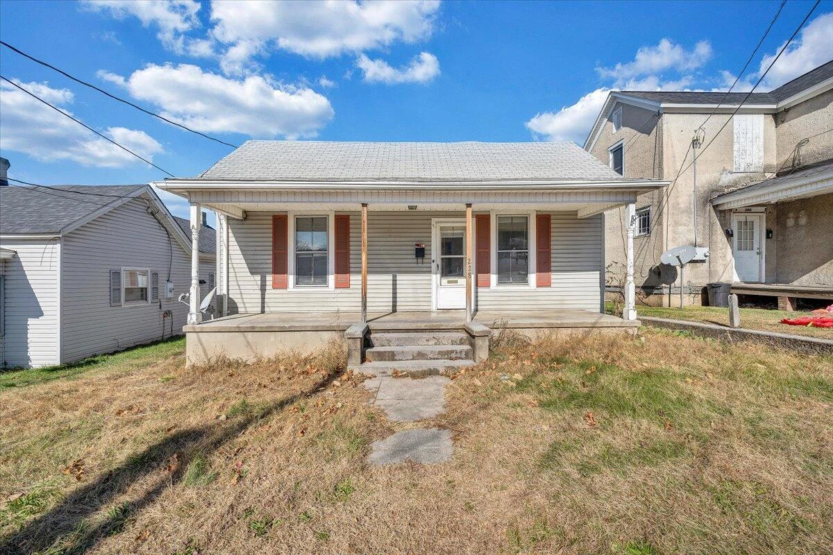 228 Beech ST - Photo 28