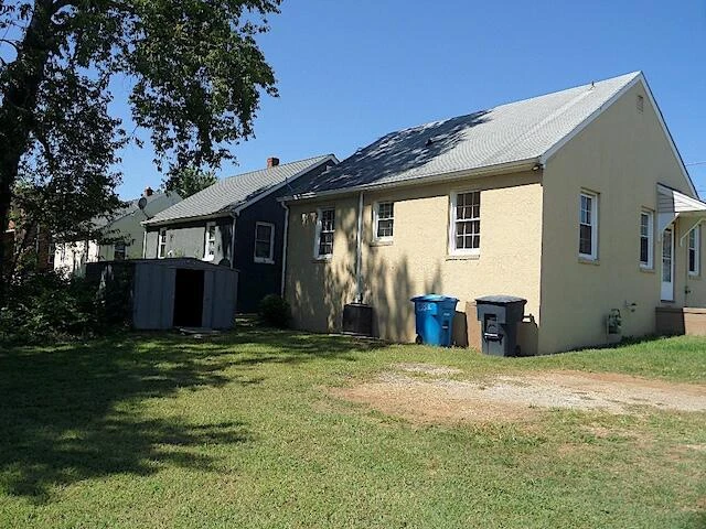 429 Fieldale RD - Photo 23