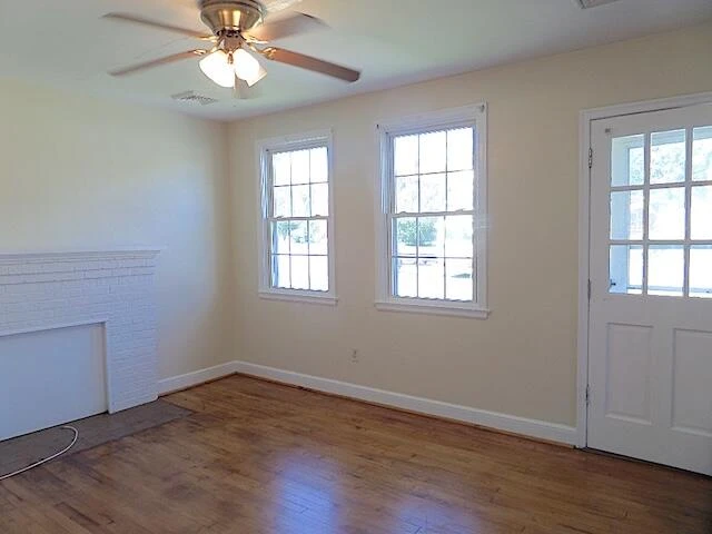 429 Fieldale RD - Photo 4