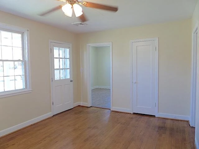 429 Fieldale RD - Photo 5
