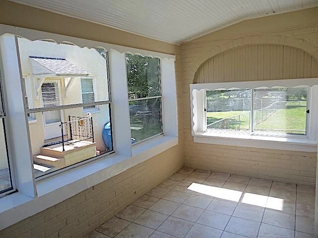 417 Fieldale RD - Photo 11