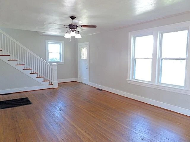 417 Fieldale RD - Photo 5
