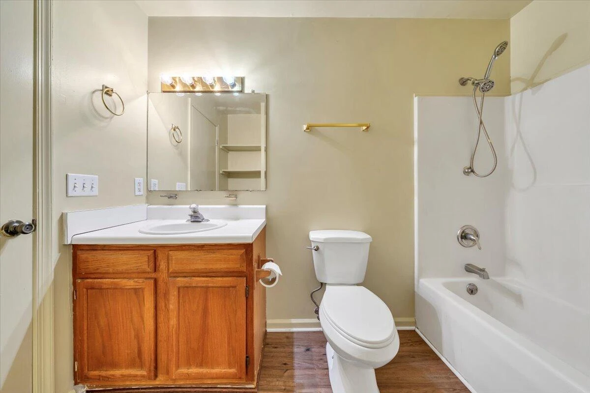 1330 13 1/2 ST - Photo 16