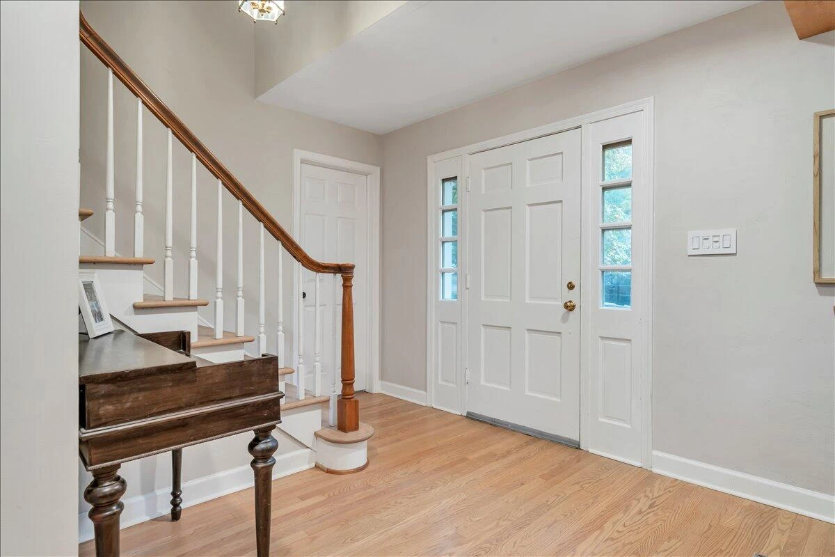 1926 Hope RD - Photo 4