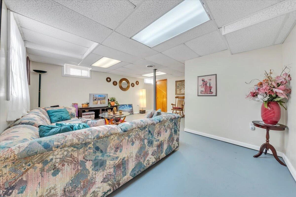 4902 Rowe Ridge RD - Photo 19