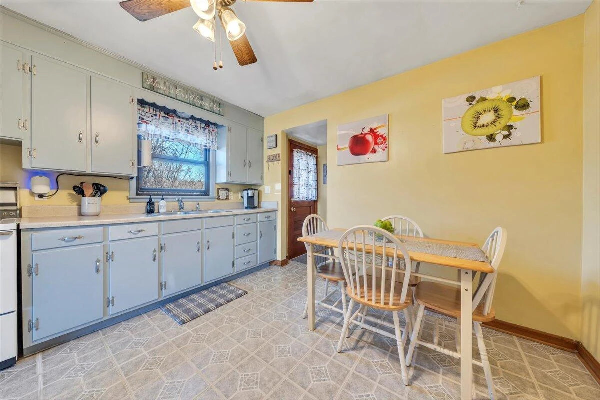 4902 Rowe Ridge RD - Photo 6