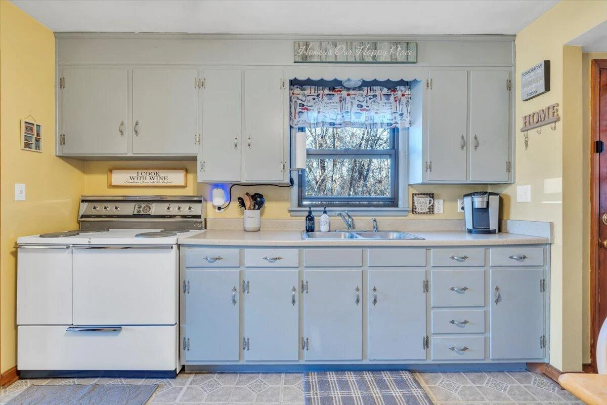 4902 Rowe Ridge RD - Photo 9