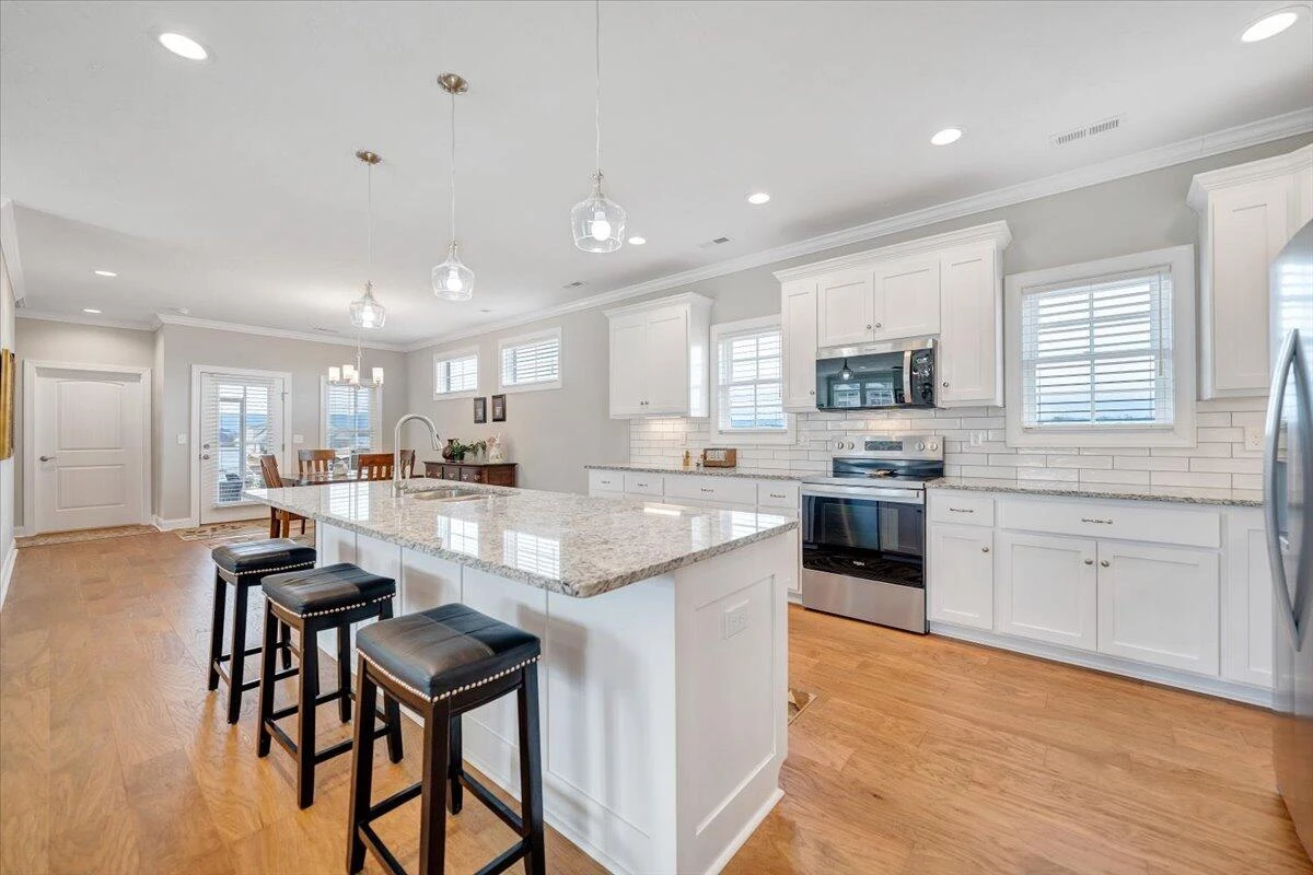 190 Merion CIR - Photo 16