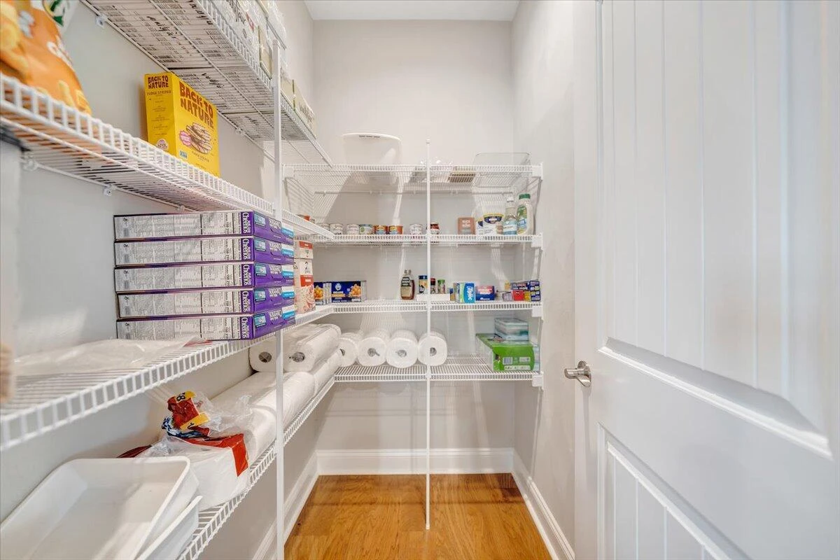 190 Merion CIR - Photo 19