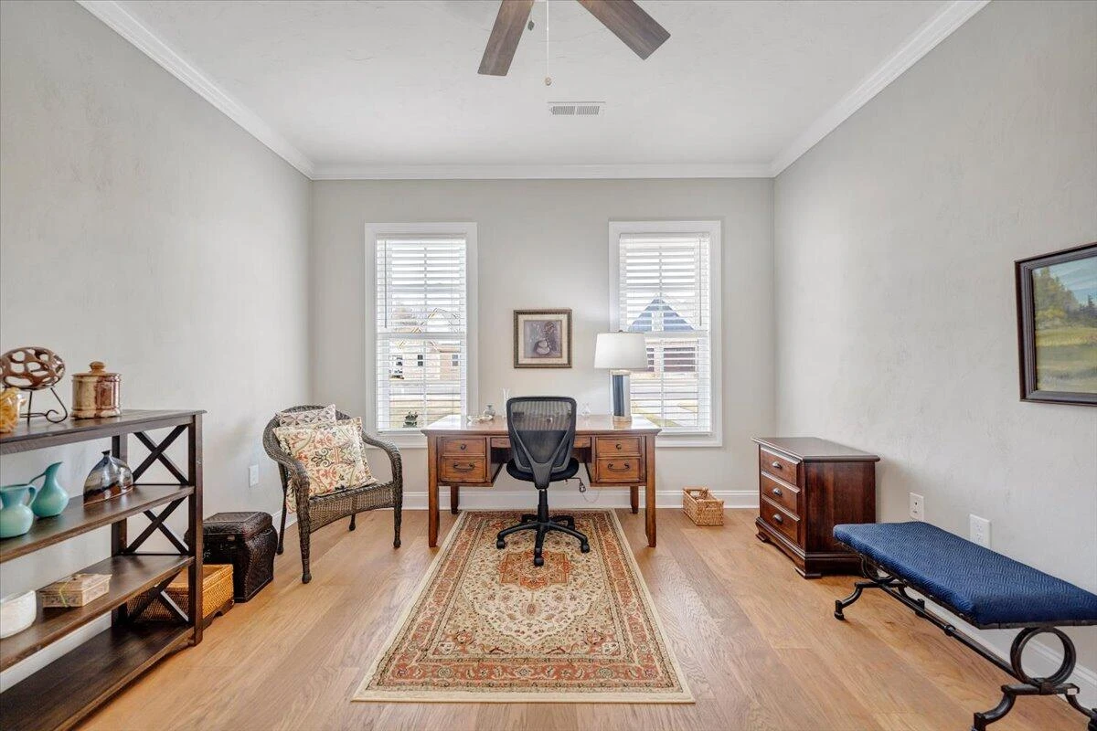 190 Merion CIR - Photo 34