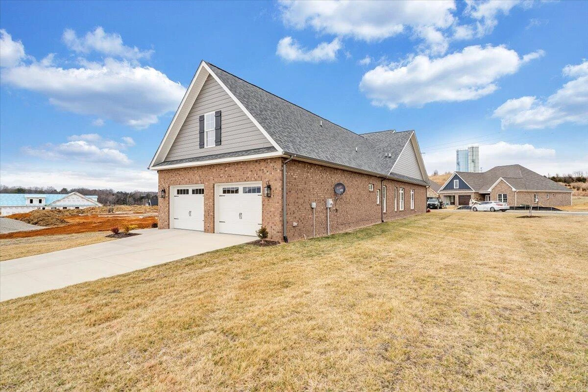 190 Merion CIR - Photo 57