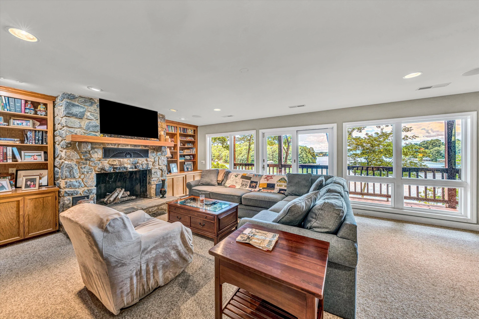 311 Morningwood LN - Photo 44