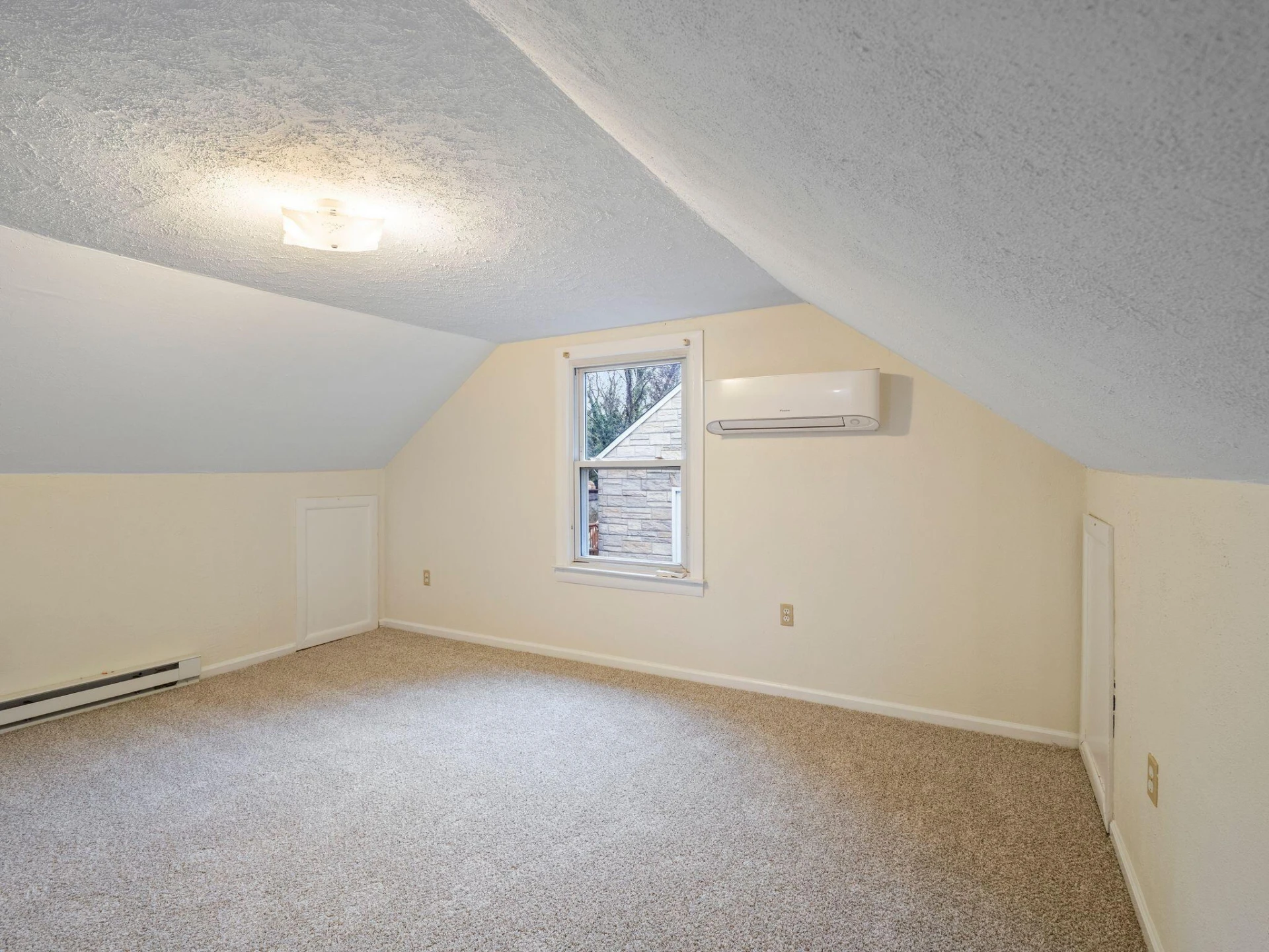 2435 Denniston AVE - Photo 10