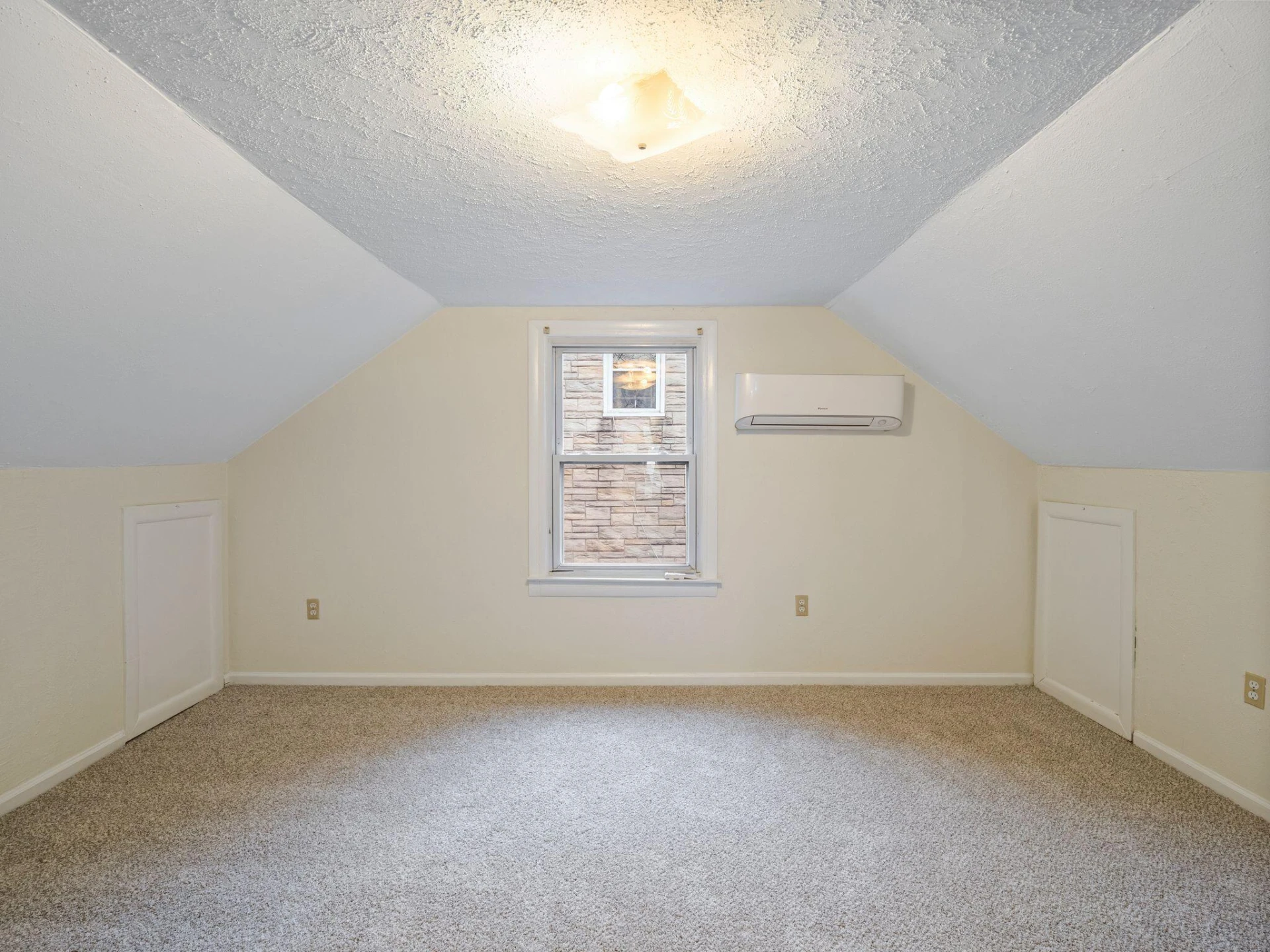 2435 Denniston AVE - Photo 23