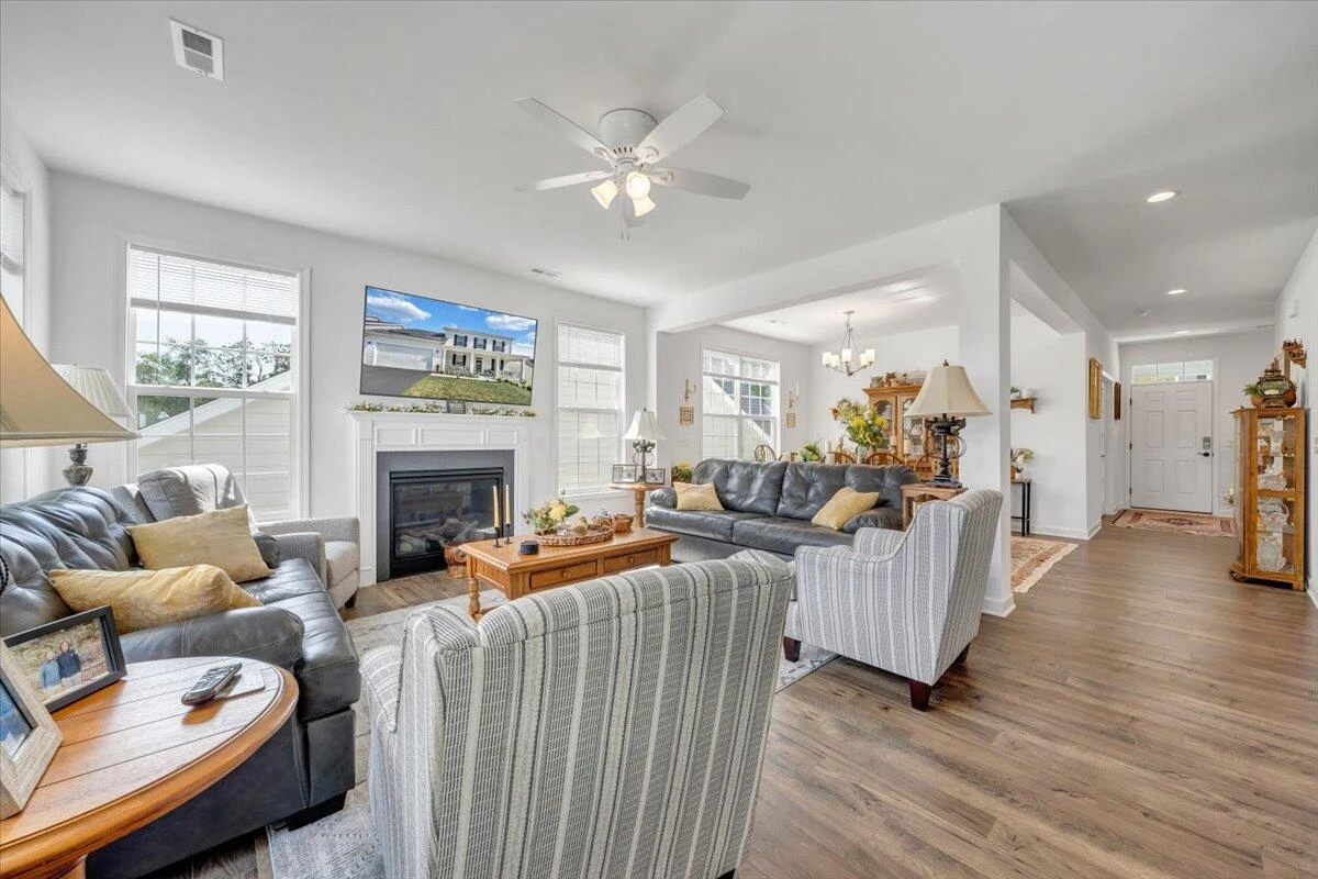 2141 Kings Walk DR - Photo 20